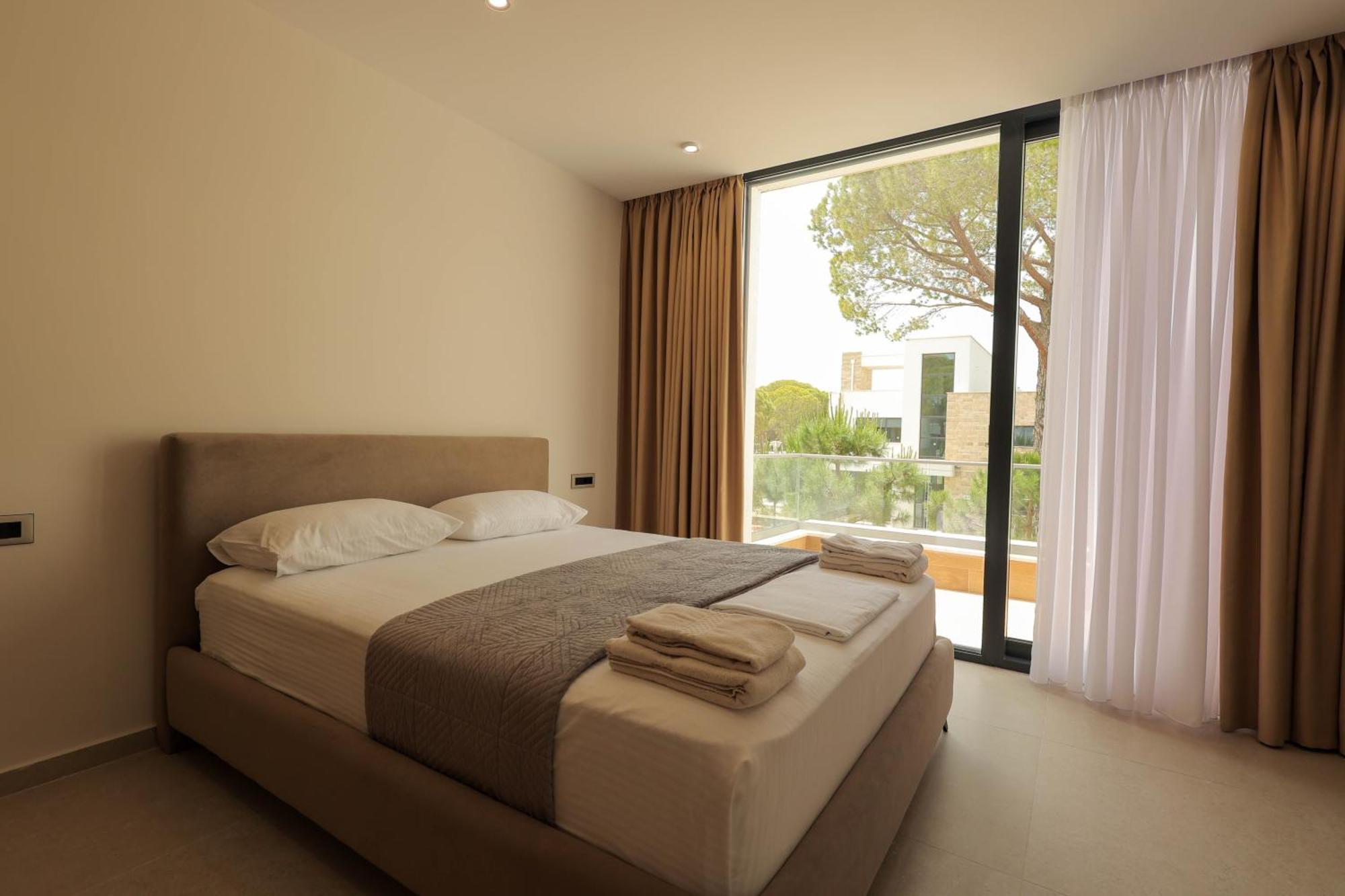 Sanpietro Vacation Rentals Plazhi San Pietro ภายนอก รูปภาพ