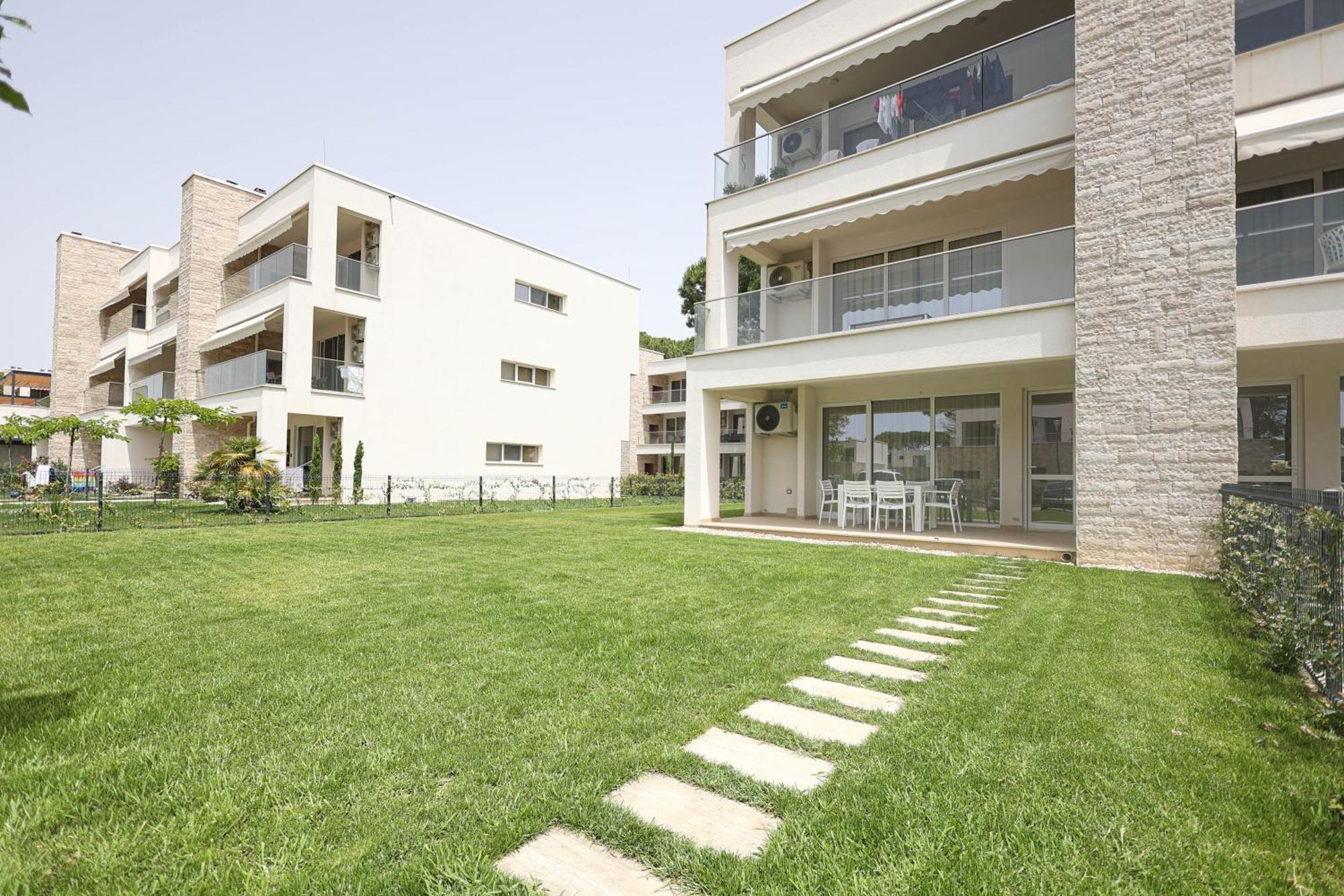 Sanpietro Vacation Rentals Plazhi San Pietro ภายนอก รูปภาพ