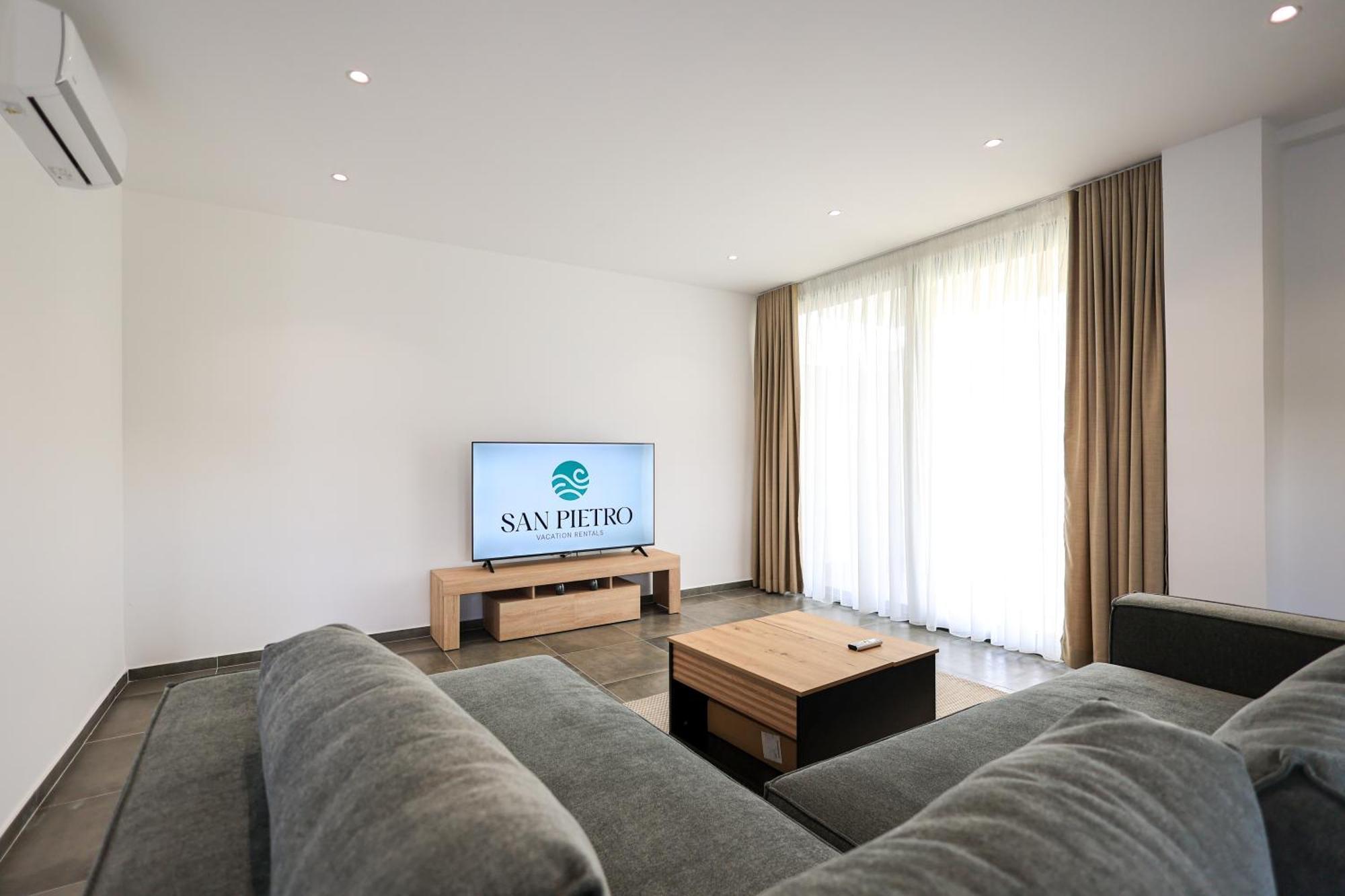 Sanpietro Vacation Rentals Plazhi San Pietro ภายนอก รูปภาพ